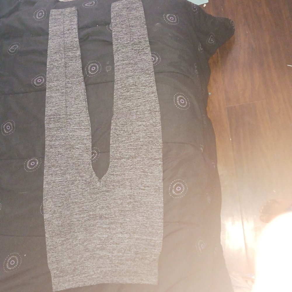 Gray leggings